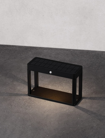 Nova Luce LED Solar-Sockelleuchte Berni 2W warmweiss 3000K Bewegungsmelder IP65 Schwarz Aluminium 15,5cm 9030565