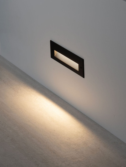 Nova Luce LED Wandeinbauleuchte Polka 7W warmweiss 3000K IP65 Schwarz Aluminium 25x8cm 9030775