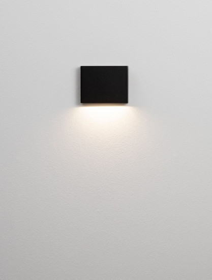 Nova Luce LED Außen-Wandleuchte Tick 4W warmweiss 3000K IP54 salzwasserfest Schwarz Aluminium 11,5x9cm 9030815