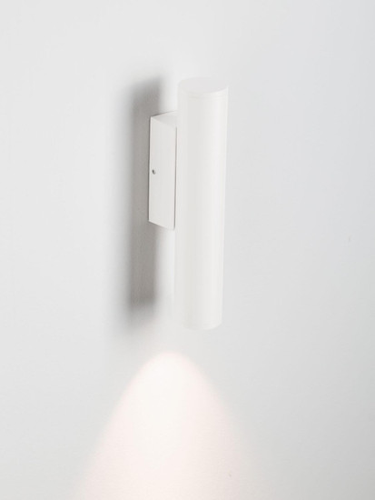 Nova Luce LED Außen-Wandleuchte Torrin 3W warmweiss 3000K IP65 salzwasserfest Weiß Aluminium Ø4,5cm 9050716