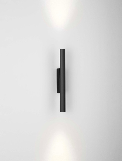 Nova Luce LED Wandleuchte Paron 8W warmweiss 3000K Schwarz Aluminium 30x7cm 9060234