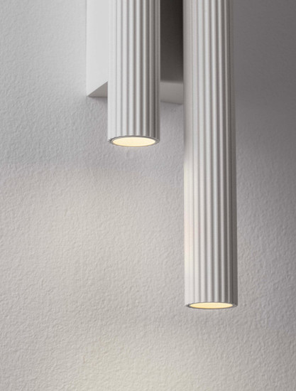 Nova Luce LED Wandleuchte Paron 15W warmweiss 3000K Weiß Aluminium 38x7cm 9060238