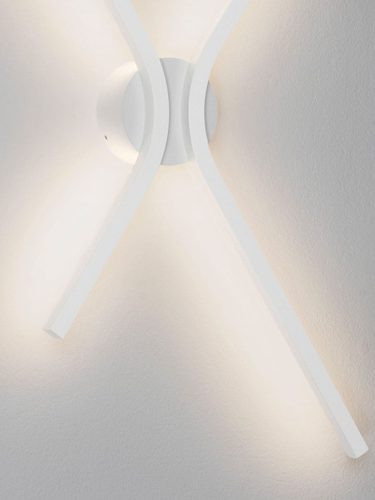 Nova Luce LED Wandleuchte Akro dimmbar 16W CCT warm-/neutralweiss 2700/3000/4000K Weiß Aluminium 60x35cm 9088117