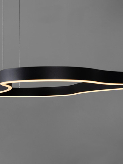 Nova Luce LED Pendelleuchte Dussa dimmbar 61W warmweiss 3000K Schwarz Aluminium 120x66cm 9345693