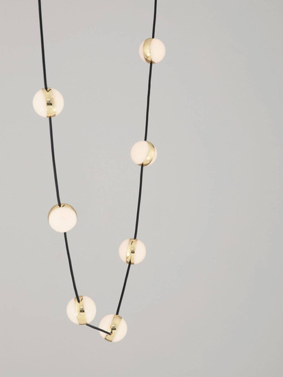 Nova Luce LED Pendelleuchte Alcinoe dimmbar 46W warmweiss 3000K Schwarz Gold Aluminium 127x10cm 9511016