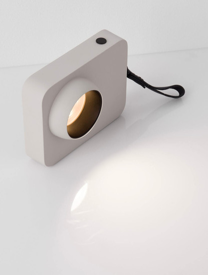 Nova Luce LED Tischleuchte Kedros dimmbar 3W warmweiss 3000K Beige Stahl Aluminium 14x11cm 9870038