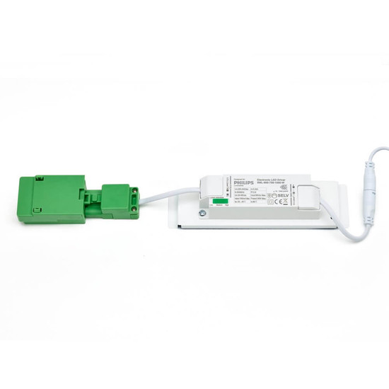 Philips LED Anbauleuchte CoreLine 120x20cm 23-38,5W 3600-6000lm Neutralweiss 4000K UGR19 IP44 8720169764224