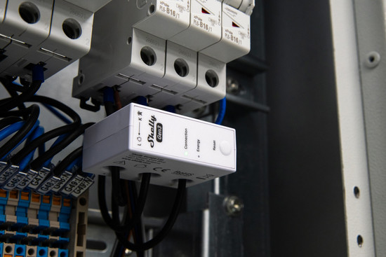 Shelly 3EM Gen3 - 3-Phasen Energiezähler, Stromzähler, ohne Wandler/Wechselstrom