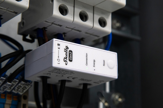 Shelly 3EM Gen3 - 3-Phasen Energiezähler, Stromzähler, ohne Wandler/Wechselstrom