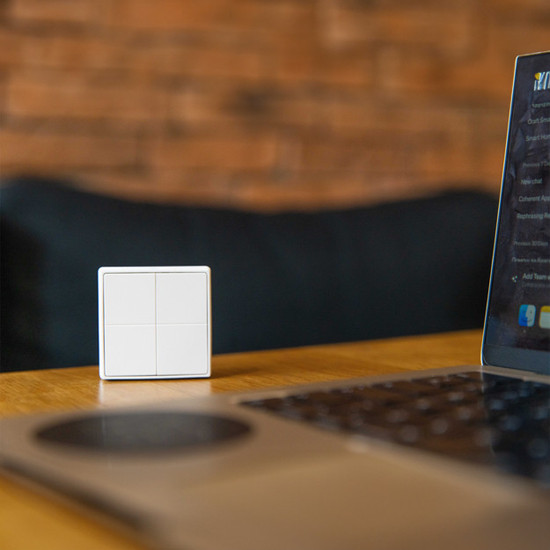 Shelly BLU Wall Switch 4 - 4-Kanal Bluetooth Wandschalter, Kabellos - ohne Bohren