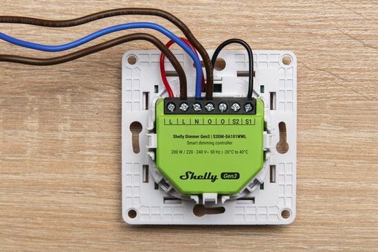 Shelly Dimmer Gen3 - Universeller WLAN Dimm-Aktor, Messfunktion, LED Lichtsteuerung