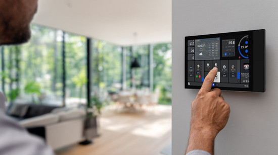 Shelly Wall Display XL - Großes Wand-Touchpanel, Schwarz