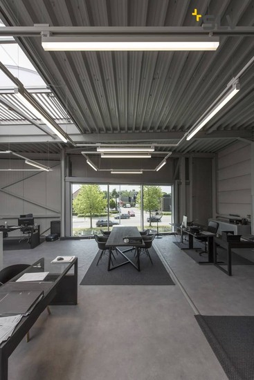 SLV 1001292 SIGHT für Hochvolt-Stromschienen 3Phasen LED 3000K silbergrau inkl. 3 Phasen-Adapter