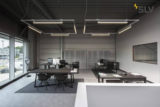 SLV 1001292 SIGHT für Hochvolt-Stromschienen 3Phasen LED 3000K silbergrau inkl. 3 Phasen-Adapter