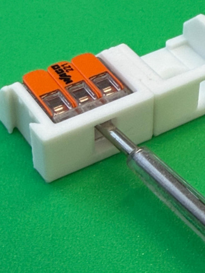 10 x SOIXX Halterung XWM für 3er Klemmen WAGO 221-413 Weiß