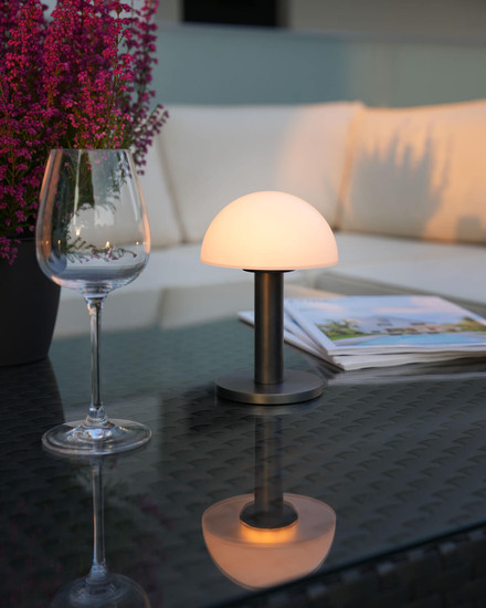 Villeroy & Boch BERGAMO Akku-Tischlampe Gun Metal Matt 1,8W steuerbare Lichtfarbe IP65 97077