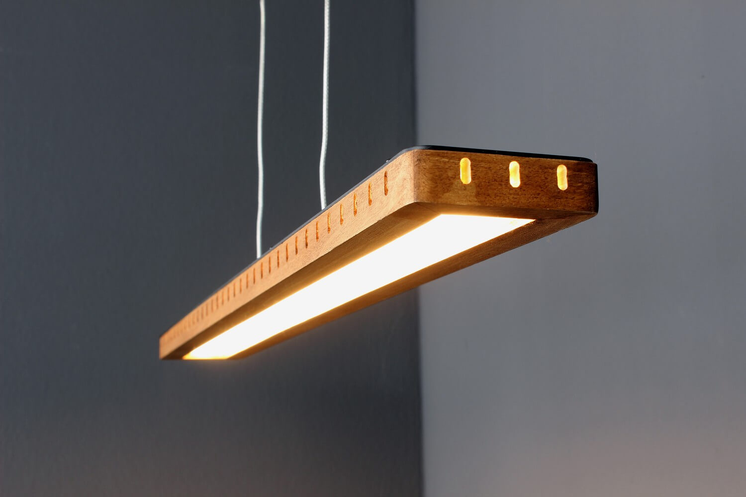 3-Stufendimmer Holz, LED schwarz dimmbar 18W Design Pendelleuchte Solaris LUCE Warmweiss