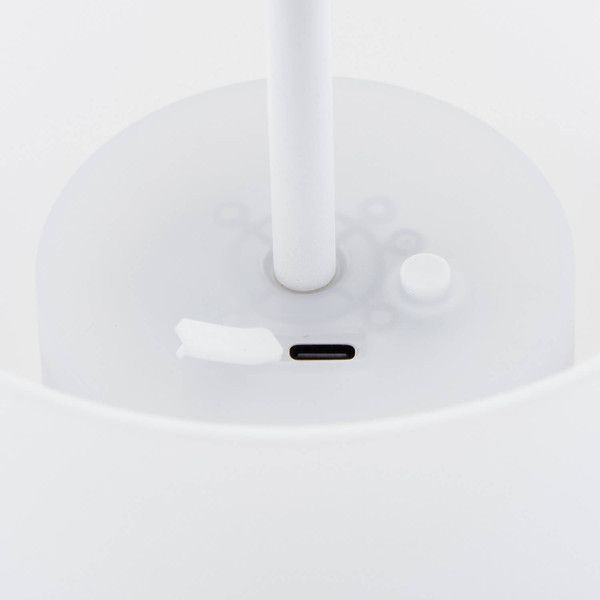 Brilliant Cappo LED Außentischleuchte 38cm 2,5W Warmweiß IP44 Weiß USB, Memory Funktion G40882/05