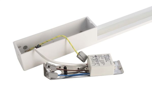 Deko-Light Wandaufbauleuchte Larga 910, Warmweiß, weiß, satiniert 341210