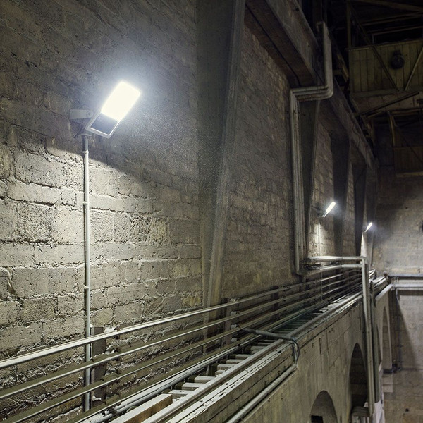 Dotlux 4864-150030 LED-Fluter LENSplus 50W 5000K 30° Abstrahlwinkel