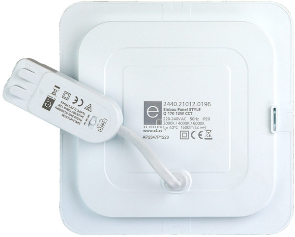 e2 LED Einbaupanel, Deckeneinbauleuchte Style Q 170 12W CCT warm-/neutral-/tageslichtweiss 3000K/4000K/6000K Weiß 17x17cm