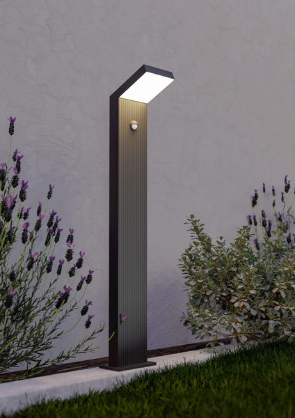 Eglo LED Außen-Fluter Grottazzolina 8,1W warmweiss 3000K Bewegungsmelder IP65 Schwarz-struktur Milchweiss Aluminium 80x16cm 902416