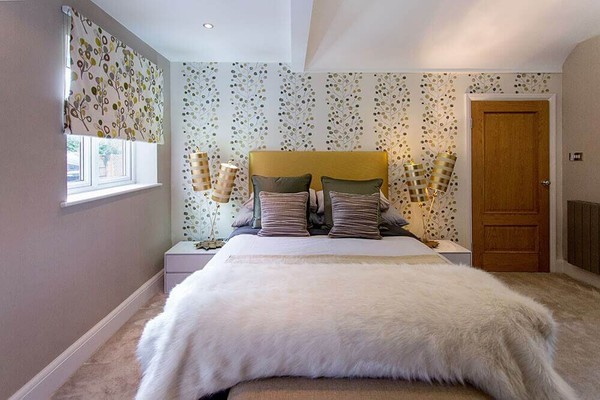 Elstead Nettle Luxe Tischleuchte E27 2-fach Blattgold und taupe