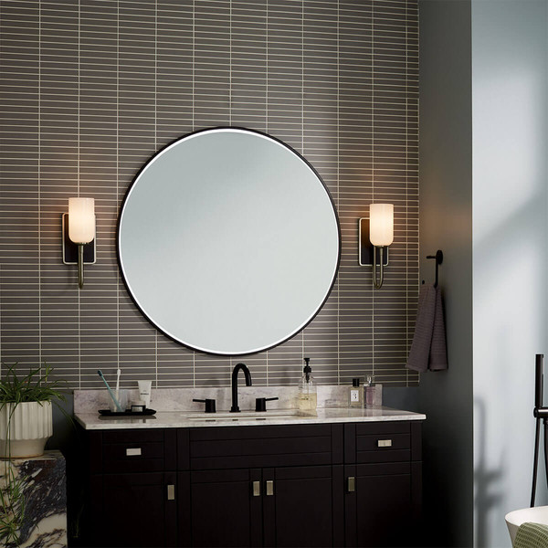 Elstead Solia Wandleuchte G9 Gebürstetes Nickel und schwarz Opal weiß IP44