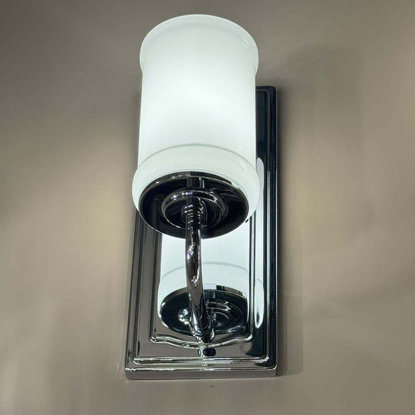 Elstead Vetivene LED Bad-Wandleuchte G9 IP44 Chrom poliert Stahl Opalglas 31cm