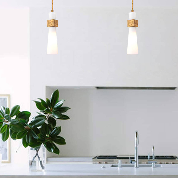 Elstead Kristy Pendelleuchte E27 Gebeiztes Gold Opal