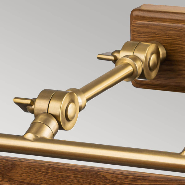 Elstead Winchfield Bilderleuchte E14 4-fach Antik-Messing und Eiche-Effekt Messing Antik und Eicheoptik