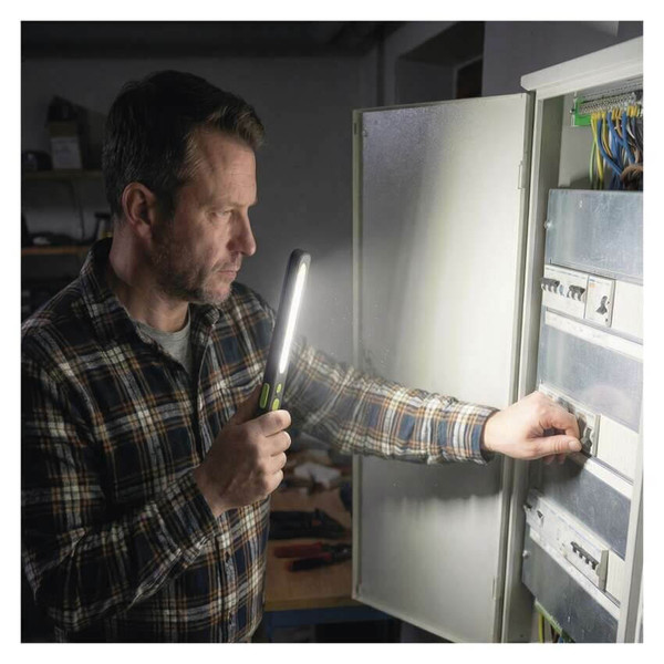 Emos LED Arbeitsleuchte 700lm Akku Grün-schwarz P4538