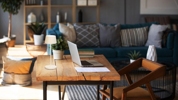 FHL Asena Pro LED Tischleuchte 2W dimmbar CCT einstellbare Lichtfarbe sandbeige 850673