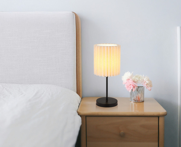 Globo Page E14 Tischleuchte 25W Schwarz Matt, Metall Ø15cm 15757T