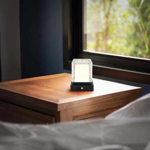 Globo Lunki LED Tischleuchte 2,50W CCT Schwarz Matt, Metall 13cm 21009S