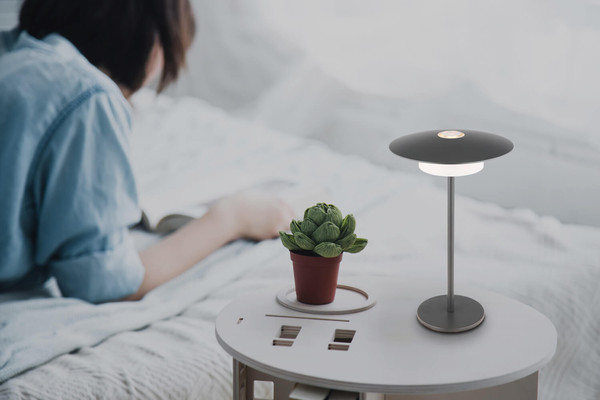 Globo Kyler LED Tischleuchte 3W CCT IP44 Grau Matt, Metall Memoryfunktion Ø18cm 21024G