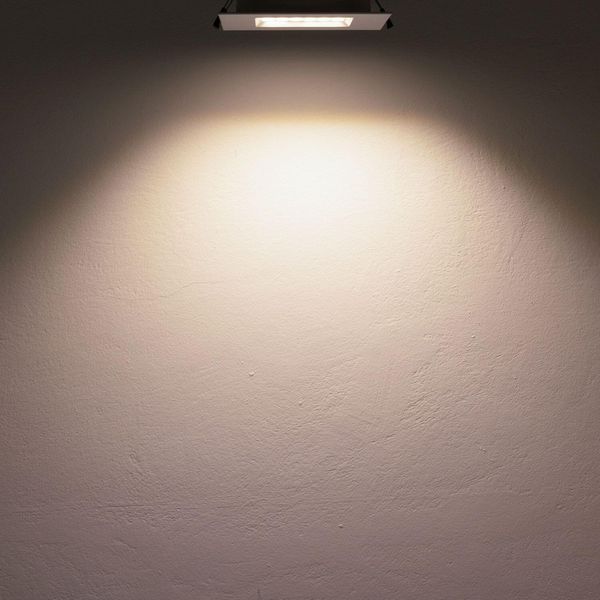 ISOLED LED Downlight Prism blendungsreduziert 18W, IP54, neutralweiß, dimmbar