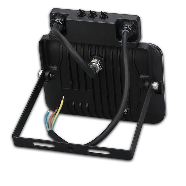 ISOLED LED Fluter mit PIR-Bewegungssensor 30W, warmweiß, schwarz, IP65