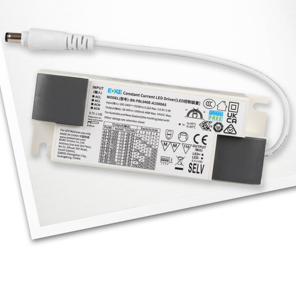 Isoled LED Panel Business Line 625 UGR<19 2H/2H, 36W, weiß RAL9016, warmweiß, PowerSwitch 21-40W 116945