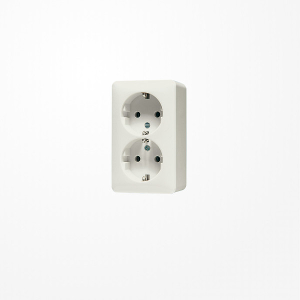 Jung 6020KIA SCHUKO-Zweifach-Steckdose, 16 A 250 V ~, 47 mm, SAFETY+, AP 600, weiß
