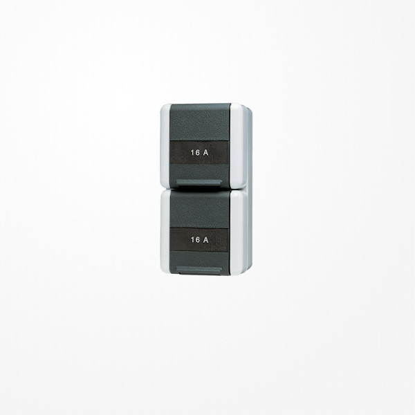 Jung 822NAW SCHUKO-Zweifach-Steckdose, 16 A 250 V ~, mit Schriftfeld, senkrecht, IP 44, WG 800