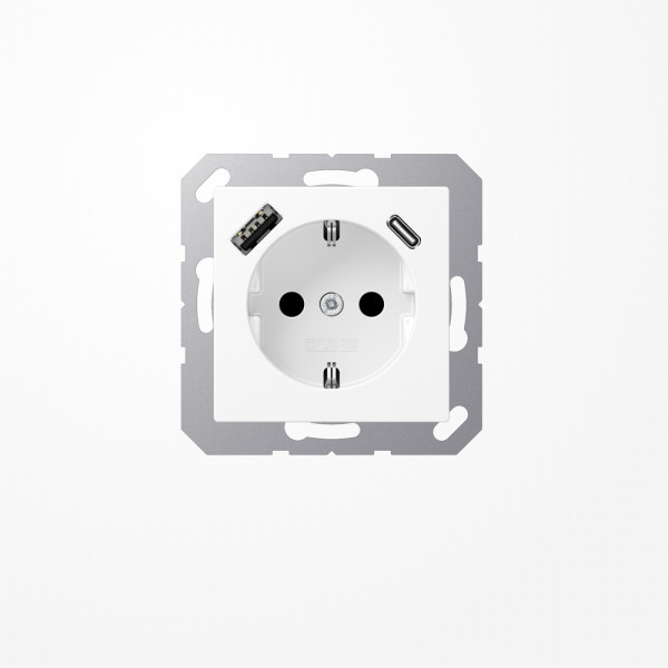 Jung A1520-15CAWWM SCHUKO-Steckdose 16 A, mit USB-Ladegerät 1xTyp A + 1xTyp C, SAFETY+, Serie A, schneeweiß matt