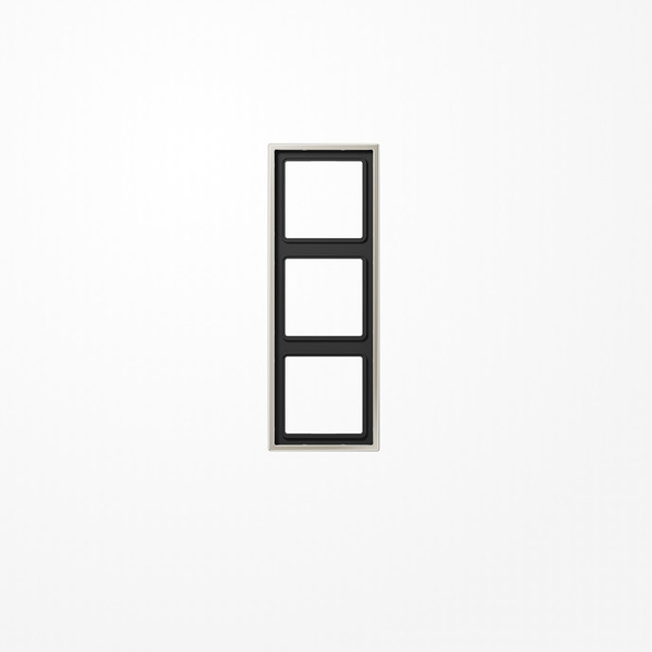 Jung ES2983 Rahmen 3fach, senkrechte und waagerechte Montage, LS 990, Edelstahl