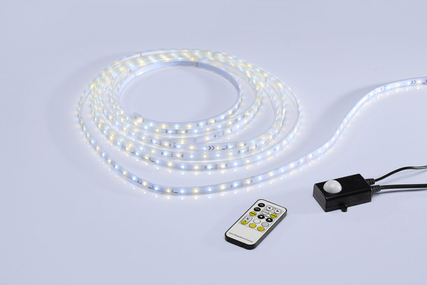 JUST LIGHT TEANIA LED Lichtstreifen CCT Dimmbar 15W transparent IP44 81207-00