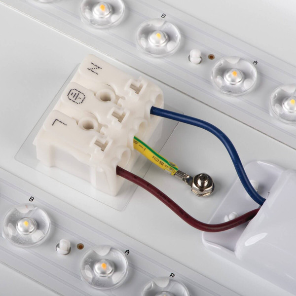 Kanlux LED Langfeldleuchte Lincea 45W einstellbar CCT warm-/neutral-/tageslichtweiss 3000K/4000K/6500K Weiß Stahl 120x17cm 38796