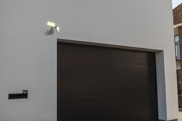 LUTEC Arc LED Aussenwandleuchte 2fach 5000 K 19W Bewegungsmelder IP54 Weiß
