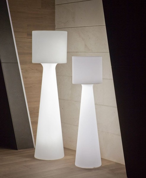 NewGarden GRACE 140 LED Outdoor Stehlampe 140cm indirektes Licht G13 Innen & Außen IP65