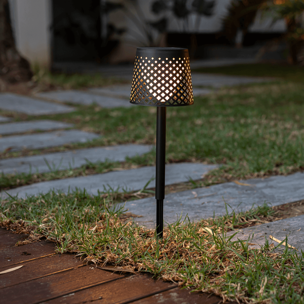 NewGarden GRETA LED Solar Leuchte aus recyceltem Material schwarz, höhenverstellbar Innen & Außen IP65