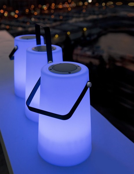 NewGarden NOMADA 30 LED Bluetooth Lautsprecher RGB Fernbedienung Innen & Außen IP43