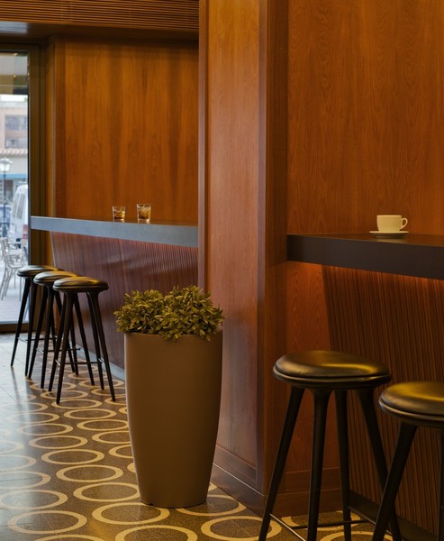 Newgarden BAMBU 70 Blumentopf XXL groß doppelwandig rund, hoch ø40x70cm terrakotta 16L außen